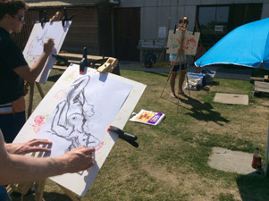 Naaktmodel tekenen op lokatie in Oostende tijdens vrijgezellenfeest